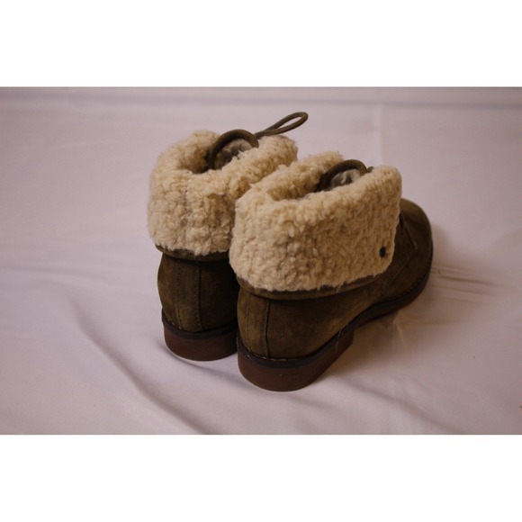 Hush Puppies Booties Womens Size 6.5 Olive Green Faux Suede Lace Up Ankle Shoes - Picture 2 of 6